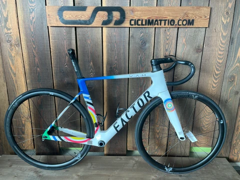 FACTOR Ostro Vam2